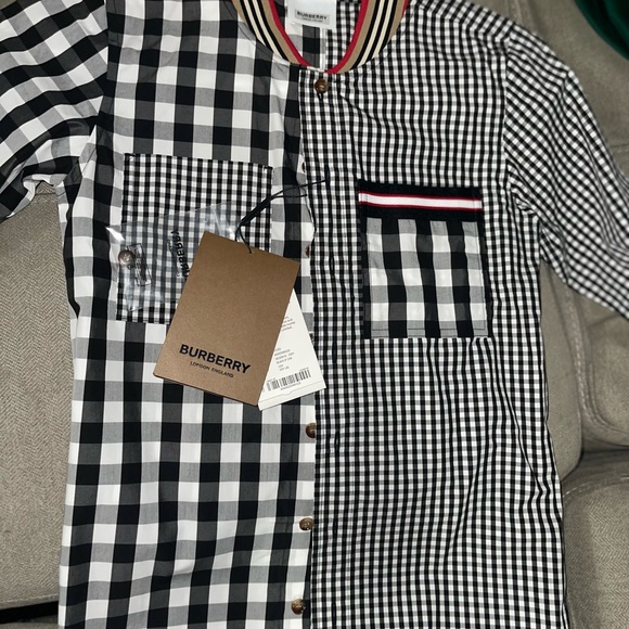 Burberry shirt new and amazing condition never used and with tags - Picture 1 of 4